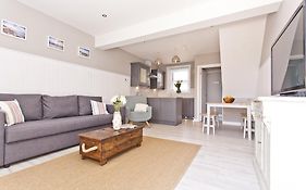 Coastguard Cottages By Bournecoast - A Charming Victorian Holiday Home With Sea Views, Hot Tub And Garden - Hb6098